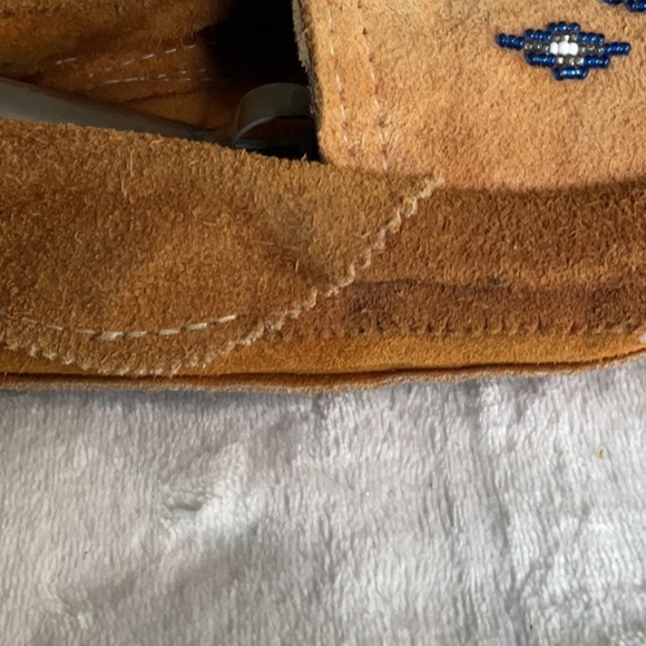 Brown Suede vintage Moccasins with Beaded Design handmade - Picture 3 of 4